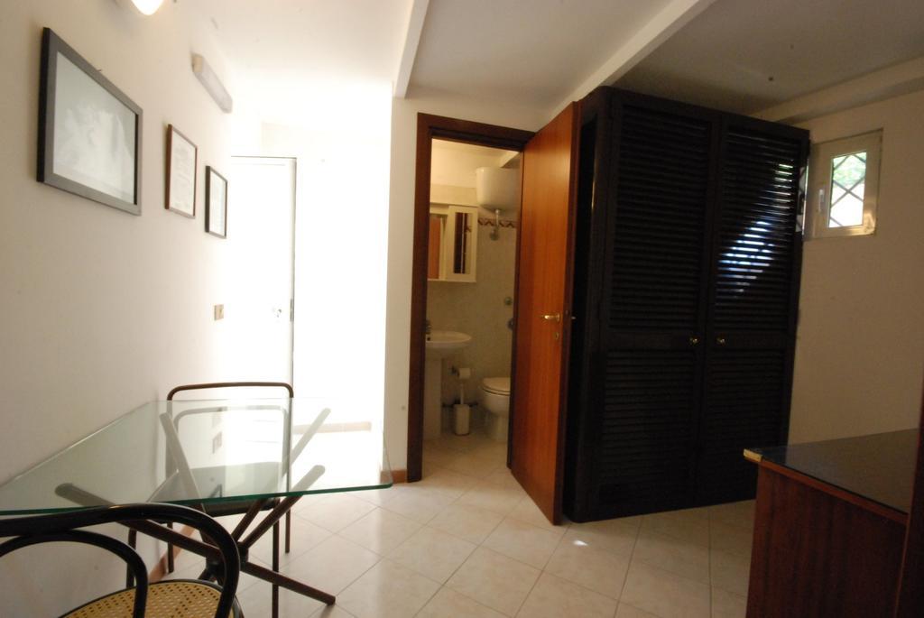 Hotel Residence Vatican Suites Рим Стая снимка